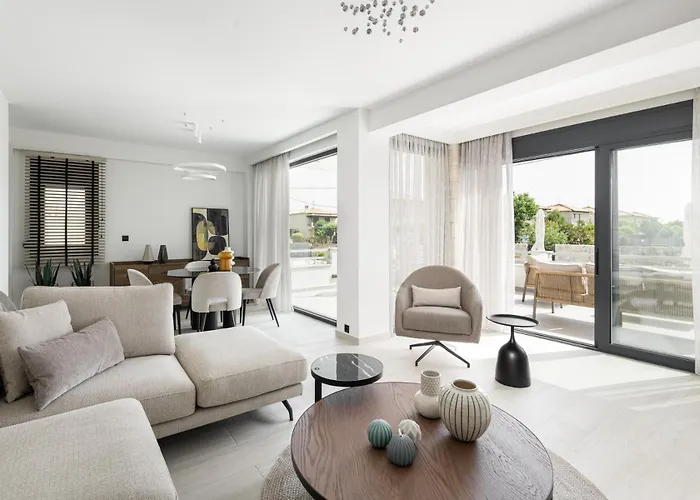 Black Lotus Pool Villa, #feelslikehome Вилла